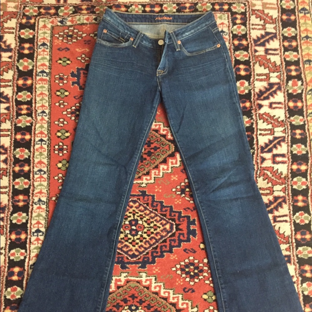 Hudson boot cut denim. Size 26. Super cute, EUC